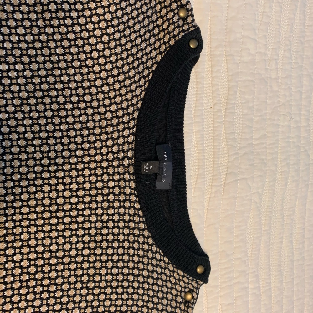 Loft sweater. - Picture 6 of 6